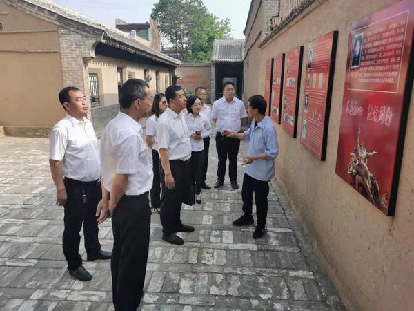陜煤建設(shè)韓城分公司安裝一項目部走進韓城市第一個黨支部舊址開展黨史學(xué)習(xí)教育