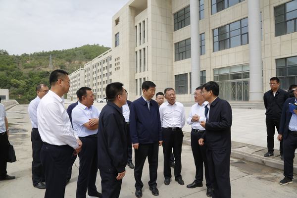 陜西省委常委、延安市委書記趙剛一行蒞臨陜煤建設(shè)礦建二公司車村項目部檢查指導(dǎo)工作