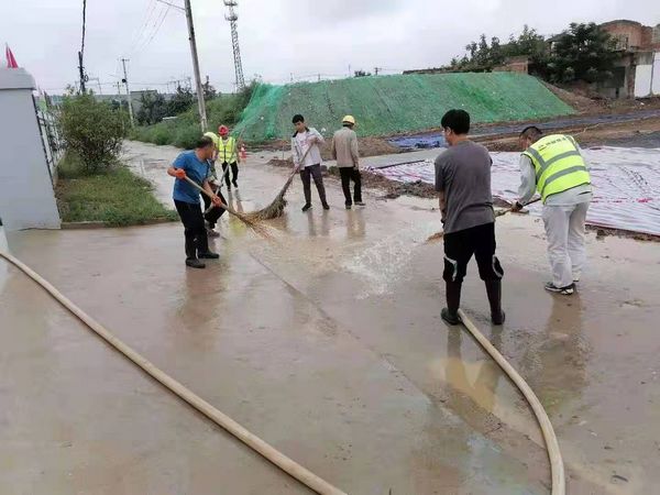陜煤建設(shè)天工公司渭陽(yáng)佳苑項(xiàng)目“雨季三防”有妙招，未雨綢繆早預(yù)防