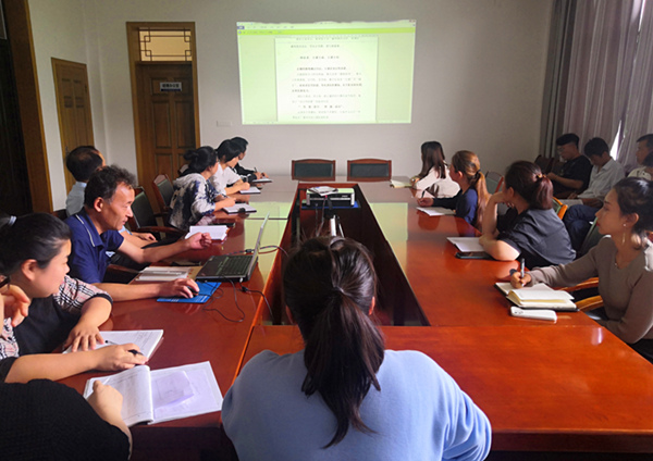 陜煤建設(shè)礦建三公司開展“轉(zhuǎn)變作風(fēng)抓落實”學(xué)習(xí)研討會