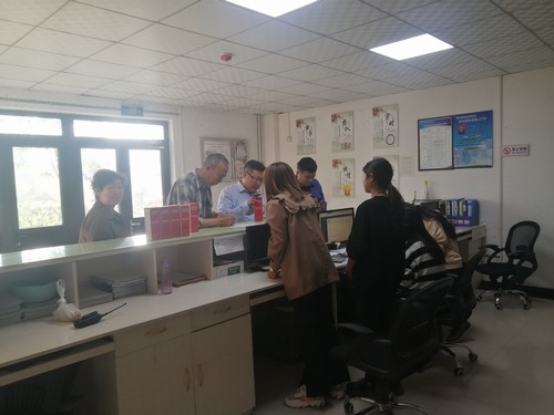 建設(shè)集團(tuán)大秦置業(yè)公司：稀罕事！物業(yè)給業(yè)主發(fā)福利了