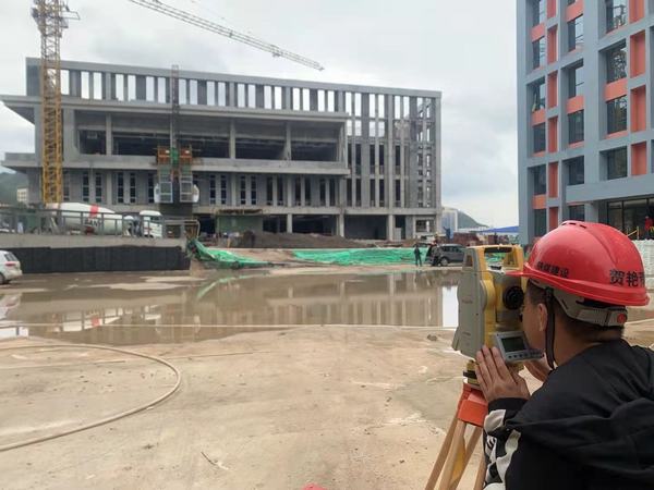 “國慶節(jié)”，他們在施工一線這樣過