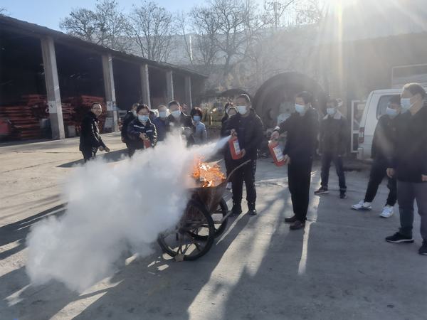 陜煤建設設備租賃中心組織開展“防火”專項應急演練