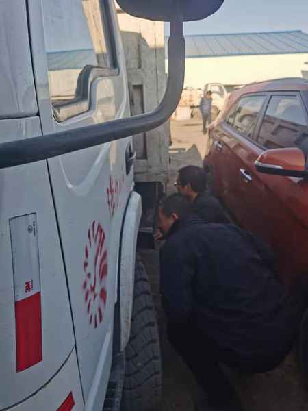 陜煤建設(shè)煤礦運(yùn)營服務(wù)分公司：強(qiáng)化冬季車輛檢查 為安全運(yùn)輸保駕護(hù)航