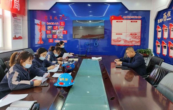 陜煤建設(shè)洗選煤運營公司紅柳林洗煤廠項目部：“靚”化庫房環(huán)境，“敲”好盈余算盤