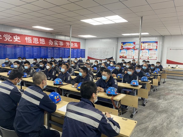 陜煤建設(shè)洗選煤運營公司紅柳林洗煤廠項目部：“三嚴實”打響“體檢診治”檢修戰(zhàn)