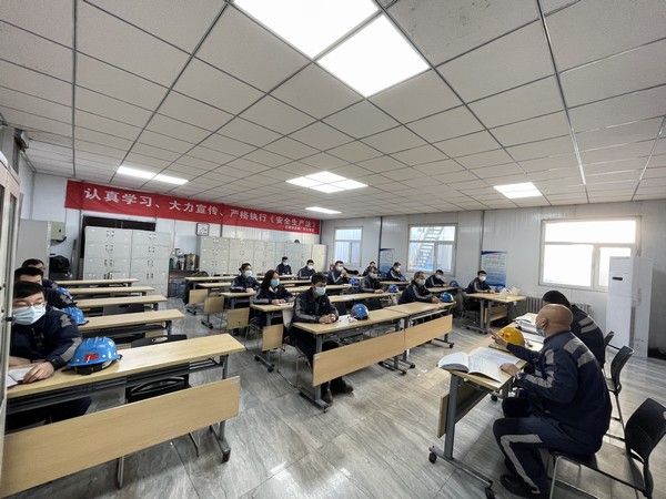 陜煤建設(shè)洗選煤運營公司紅柳林洗煤廠項目部：抓重點盯弱點 多措并舉保安全