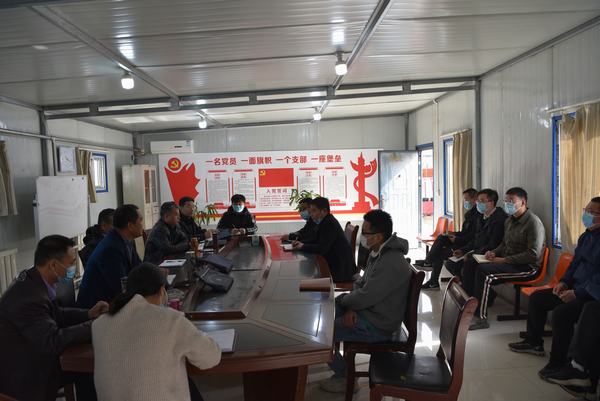 煤礦運(yùn)營(yíng)服務(wù)分公司：安全隱患大排查 做到“全方位、無(wú)死角”