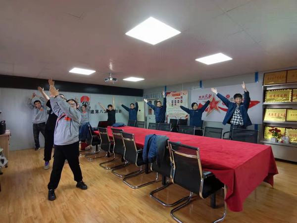 陜煤建設(shè)韓城分公司土建九項目部開展“爭做時代新青年”主題團(tuán)日活動