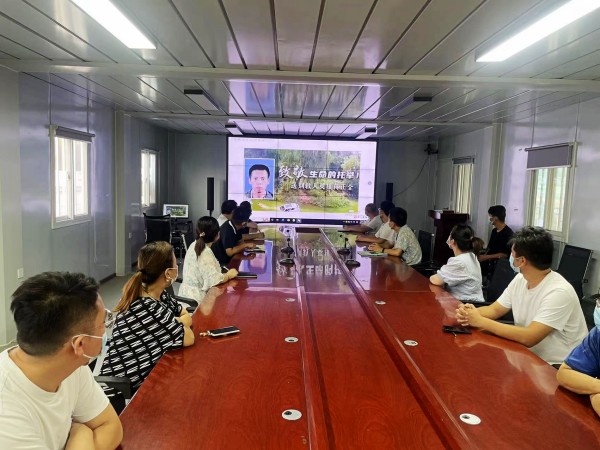 陜煤建設(shè)澄合分公司多種形式學(xué)習蔣正全先進事跡感悟榜樣的力量