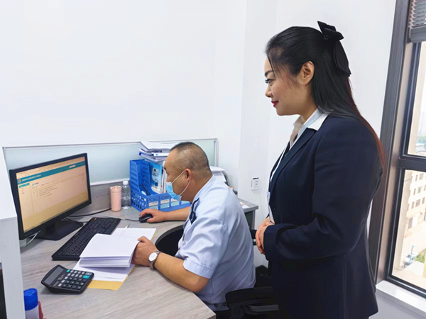 陜煤建設(shè)礦建三公司：快來圍觀！這場培訓(xùn)讓財(cái)務(wù)人員秒懂“全電發(fā)票”