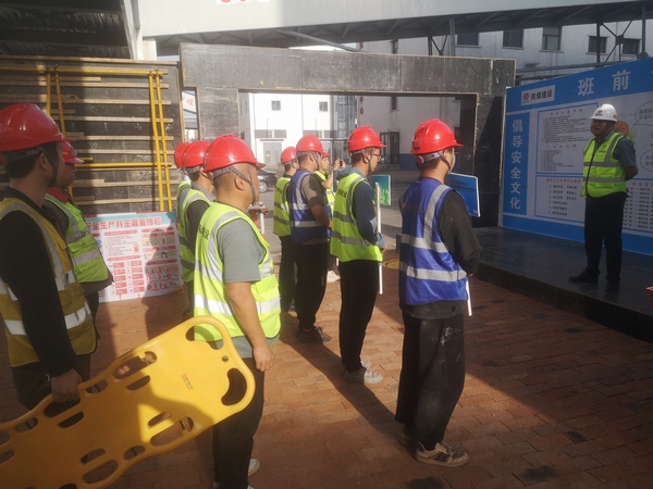 陜煤建設銅煤公司觸電演練進行時！