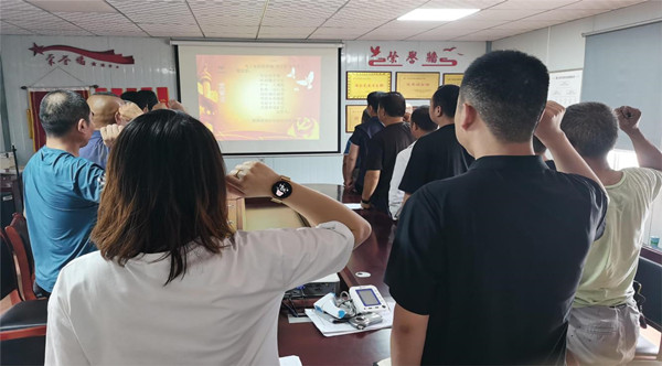 陜煤建設(shè)漢中分公司第五項(xiàng)目部：“軟硬”兼施防火災(zāi)，夏季安全記心間