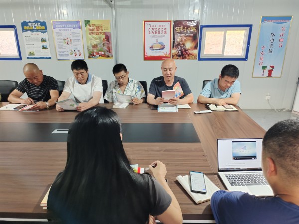 陜煤建設(shè)機電安裝公司涌鑫項目部：生態(tài)環(huán)保，行動起來！