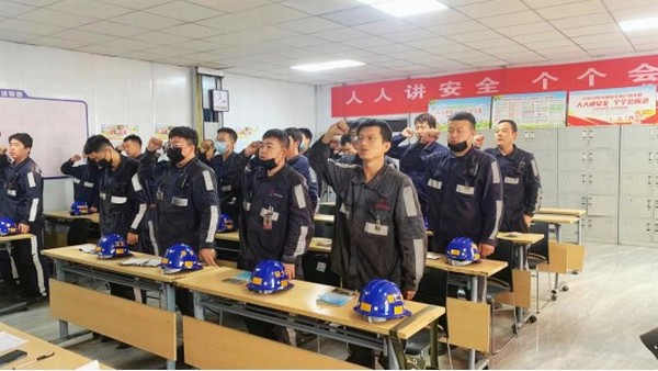 陜煤建設(shè)洗選煤運營公司紅柳林洗煤廠項目部： 強化班組建設(shè)  助力安全生產(chǎn)