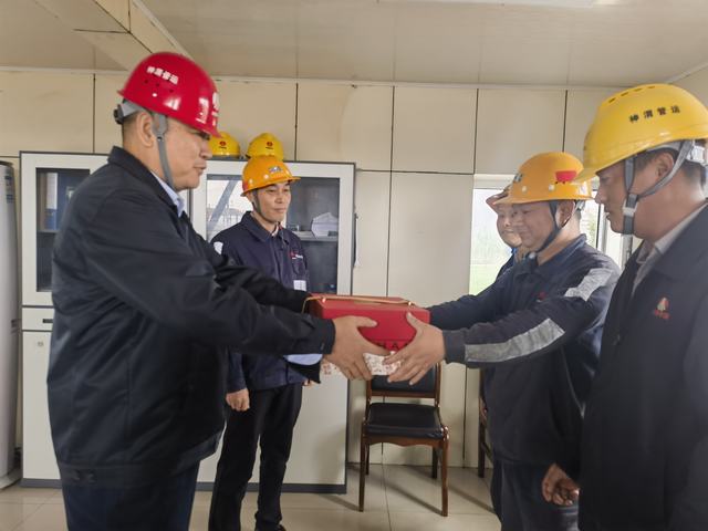  陜煤建設洗選煤運營公司神渭蒲城運營項目:濃情中秋 平安相伴