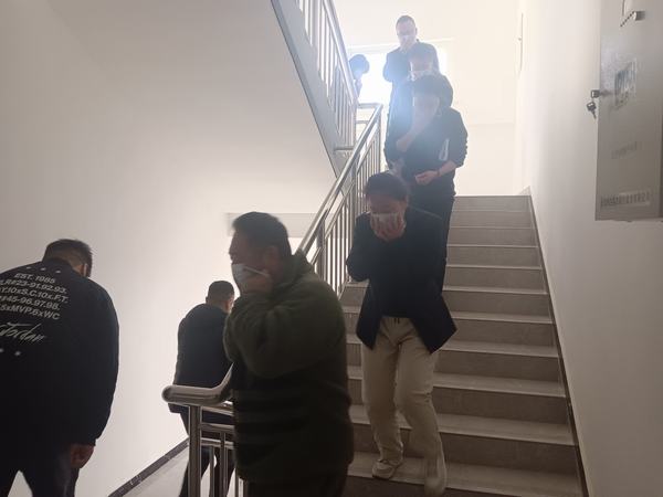 陜煤建設(shè)設(shè)備租賃中心組織開展消防應(yīng)急演練活動