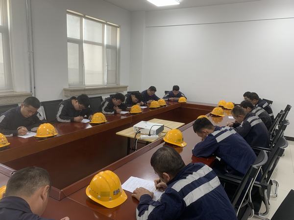 陜煤建設(shè)洗選煤運(yùn)營(yíng)公司神渭首端運(yùn)營(yíng)項(xiàng)目部：多措并舉保生產(chǎn)，齊抓共管守安全