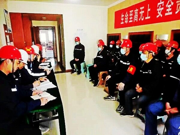 陜煤建設(shè)澄合分公司第一機(jī)電安裝項(xiàng)目部做足做實(shí)功課 抓好冬季施工現(xiàn)場管理