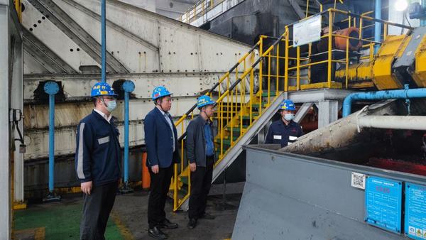 陜煤建設(shè)洗選煤運(yùn)營(yíng)公司:打贏攻堅(jiān)戰(zhàn)，跑出“加速度”，決戰(zhàn)決勝年度目標(biāo)