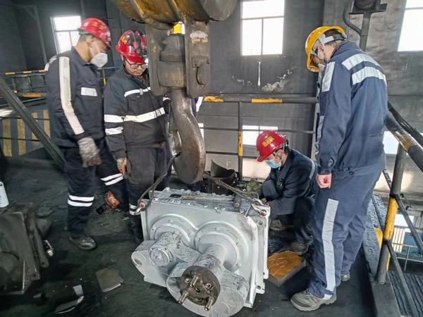陜煤建設洗選煤運營公司澄合山陽運營項目部：打響檢修攻堅戰(zhàn)，護航安全生產(chǎn)行穩(wěn)致遠