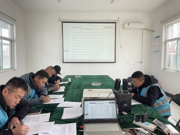 陜煤建設(shè)渭南分公司第十五項(xiàng)目部上好開(kāi)工第一課 為復(fù)工復(fù)產(chǎn)保駕護(hù)航