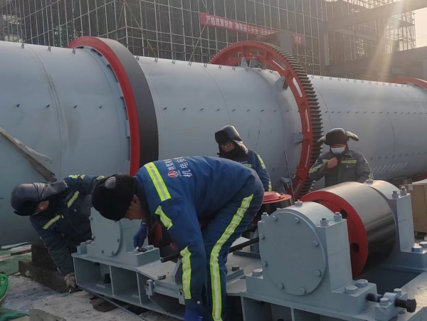 陜煤建設機電安裝公司涼水井項目部多措并舉穩(wěn)生產、抓安全、促發(fā)展