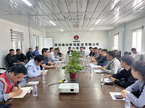 榆林城投集團(tuán)總會計師朱志昌一行蒞臨陜煤建設(shè)榆林公司承建的榆溪希望城建設(shè)項目檢查指導(dǎo)工作