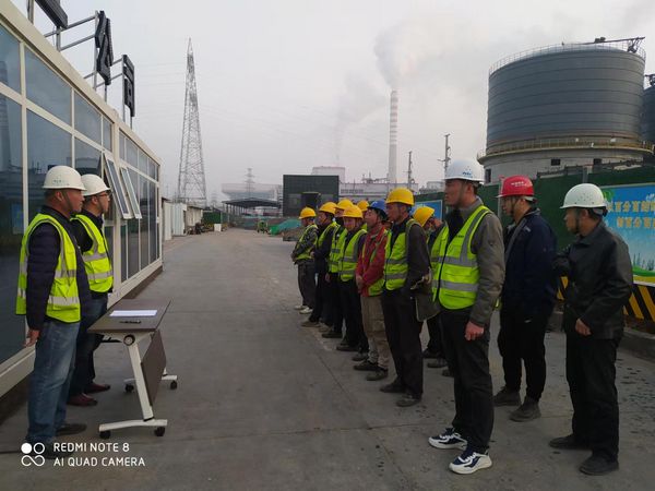 陜煤建設(shè)天工公司土建四部：工地上的“師徒倆”這么過“五一”