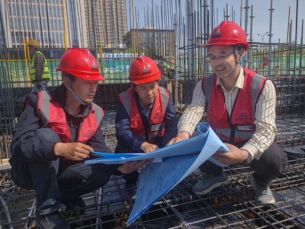 陜煤建設(shè)榆林公司榆溪圣境項目部：堅守現(xiàn)場，做質(zhì)量的捍衛(wèi)者