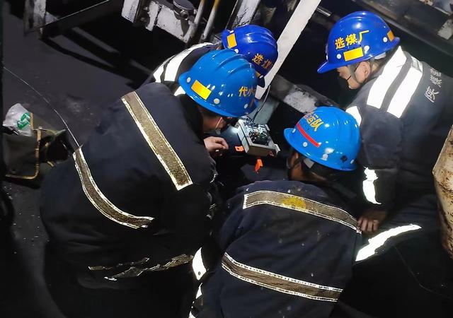 陜煤建設(shè)洗選煤運營公司紅柳林洗煤廠項目部：“三字發(fā)力 ” 為火車裝車“加防提效”