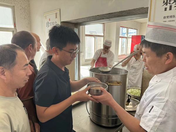 陜煤建設(shè)煤礦運(yùn)營服務(wù)分公司：防暑降溫有“涼”策