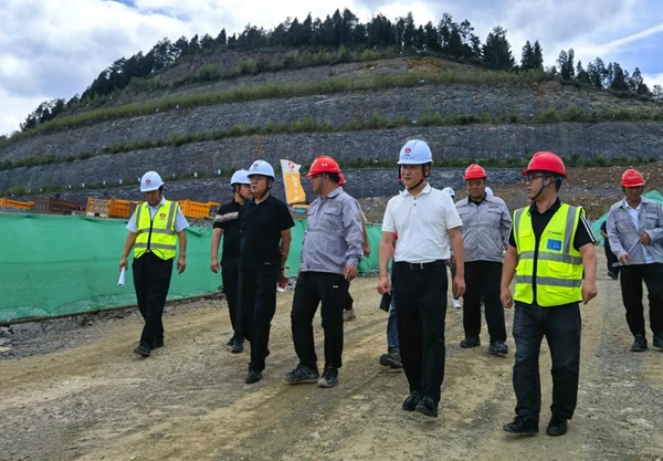 陜煤建設(shè)綠宇公司:全力以赴促進(jìn)項目建設(shè)再提升