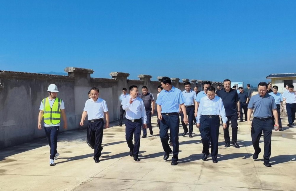 陜煤建設(shè)綠宇公司：咸陽市委常委、副市長羅軍蒞臨陜煤建設(shè)綠宇公司承建的淳化縣殯葬服務(wù)設(shè)施建設(shè)項目指導工作