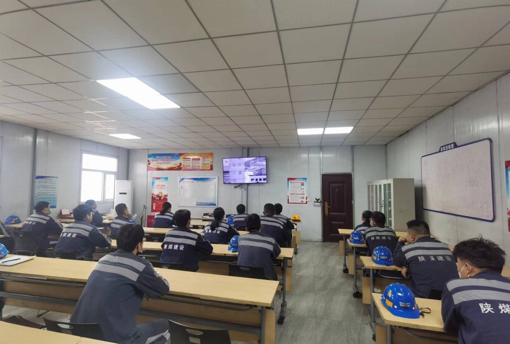 陜煤建設洗選煤運營公司紅柳林洗煤廠項目部:把穩(wěn)黨建“方向盤” 提振創(chuàng)效“精氣神”