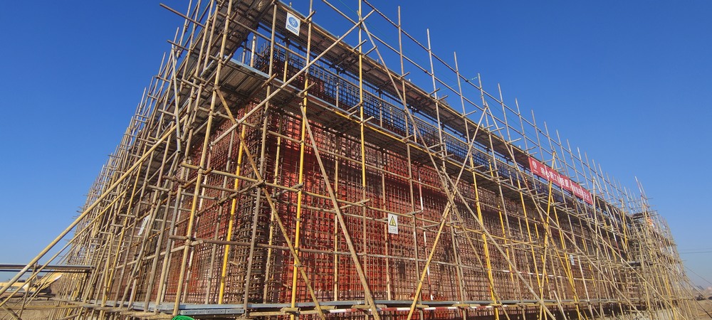 陜煤建設(shè)西北分公司土建第一項(xiàng)目部：奮戰(zhàn)正當(dāng)時(shí)，“熱”力十足