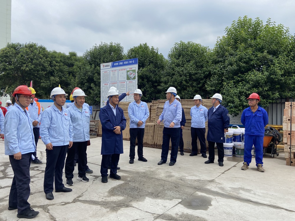 陜煤建設綠宇公司：陜西省化工學會理事會副理事長蒞臨消防一級站調(diào)研指導