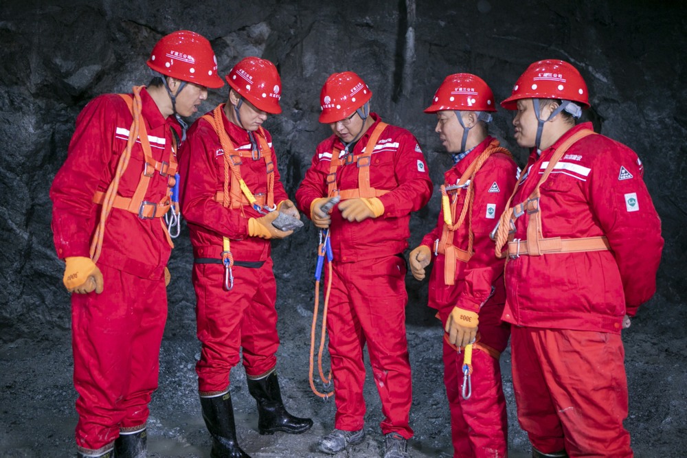 陜煤建設(shè)礦建三公司：“黨建紅”引領(lǐng)“發(fā)展路”