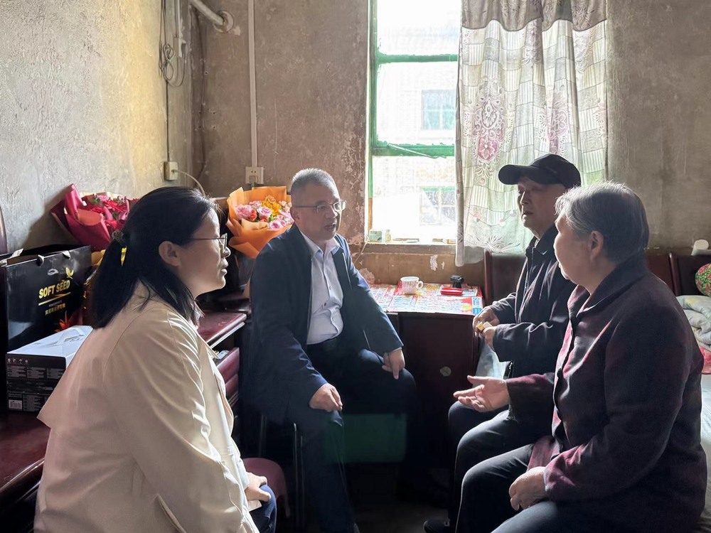 陜煤建設(shè)機(jī)電安裝公司：愛(ài)在金秋 情暖重陽(yáng)