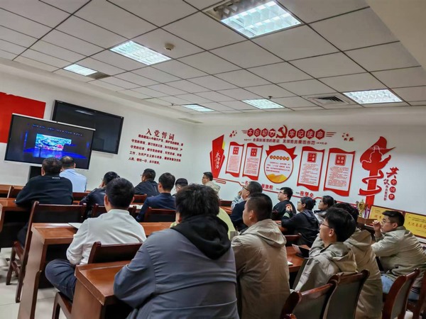 陜煤建設(shè)煤礦運(yùn)營(yíng)服務(wù)分公司：深化“百日安全”教育，共筑安全長(zhǎng)城