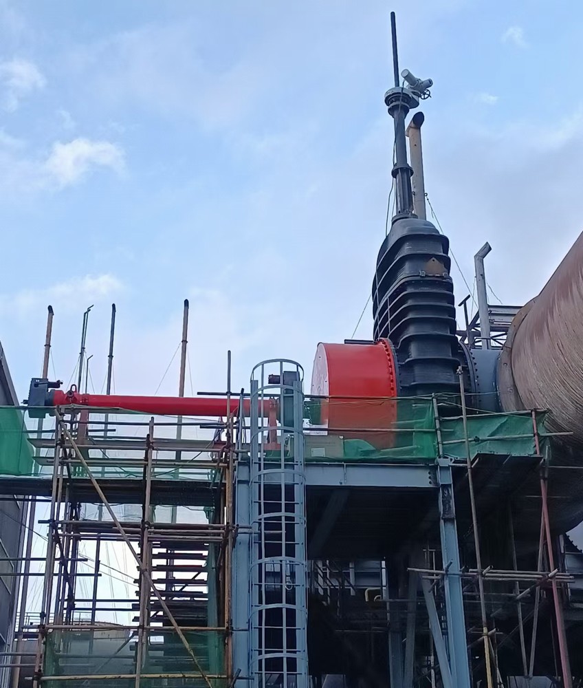 全力以赴！八小時圓滿完成煤氣管道DN2400帶壓開孔作業(yè)