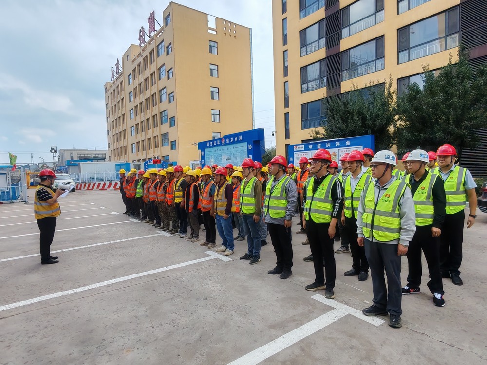 陜煤建設(shè)銅煤公司：多措并舉筑牢“安全大堤” 力保安全發(fā)展“萬(wàn)無(wú)一失”