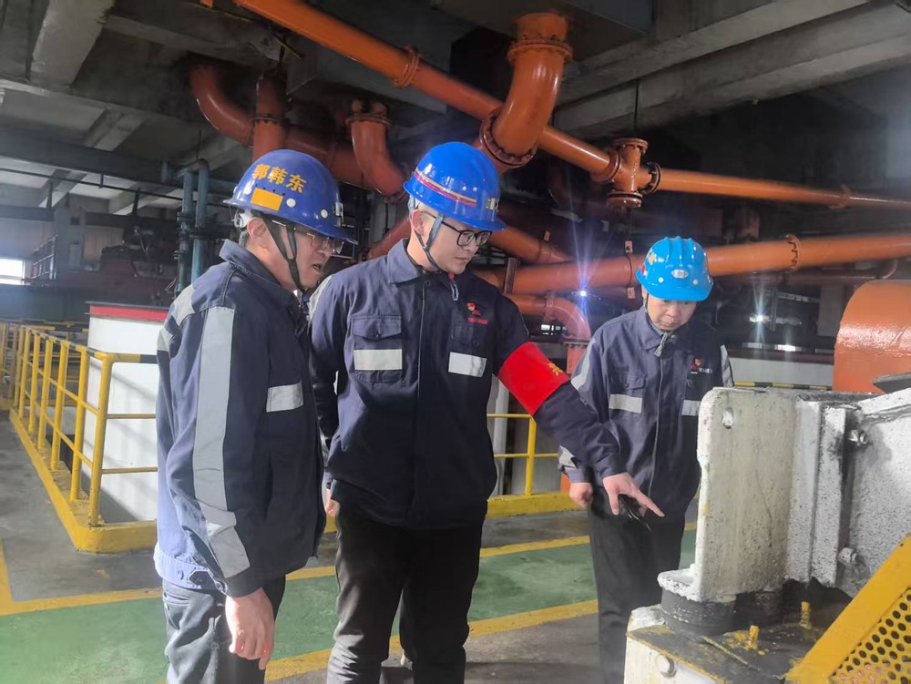 陜煤建設(shè)洗選煤運(yùn)營公司紅柳林洗煤廠項(xiàng)目部：“三措”并舉  打勝“除塵”殲滅戰(zhàn)