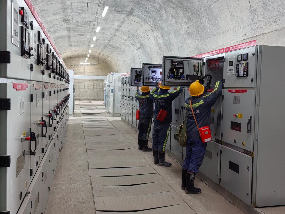 陜煤建設(shè)機電安裝公司酒鋼項目部：電氣安裝圓滿收官，安全質(zhì)量鑄就口碑