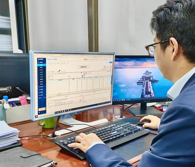 陜煤建設(shè)市場開發(fā)分公司率先啟用掃碼開票系統(tǒng)，開啟智能開票服務(wù)新時代