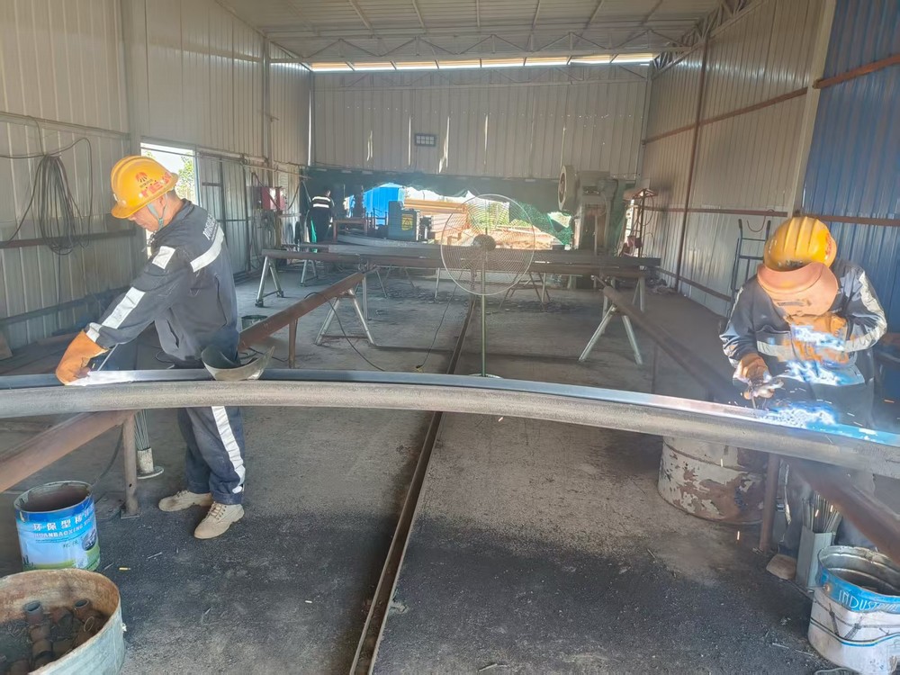 陜煤建設(shè)礦建三公司:熱熱熱！這波“降溫福利”來啦