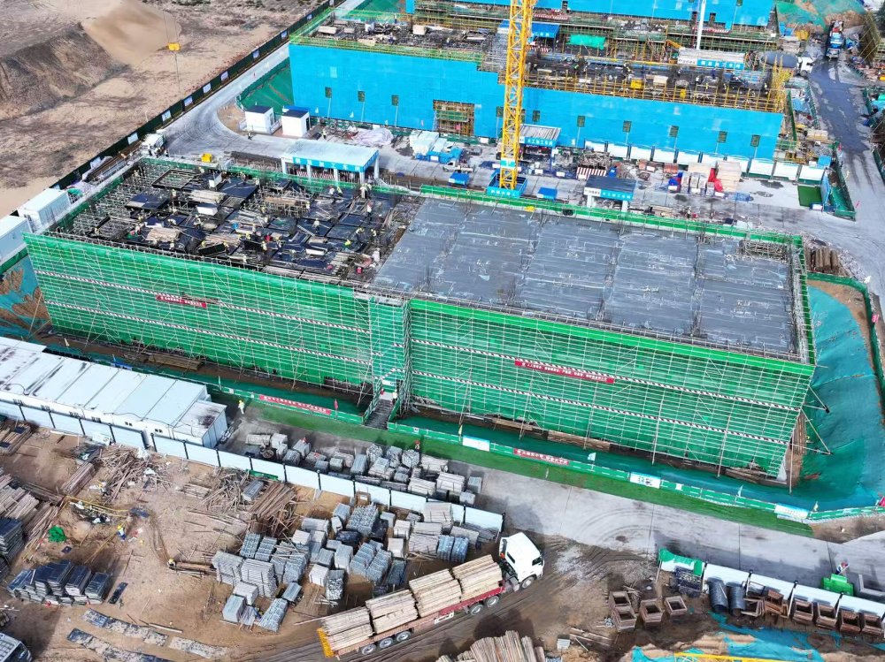 戰(zhàn)荒漠、搶節(jié)點！陜煤建設天工公司土建第五項目部以“鐵軍擔當”推進榆林化學二期建設