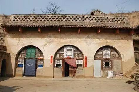 黃土窯前的星光