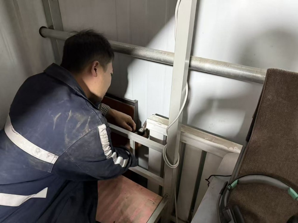 陜煤建設煤礦運營服務分公司：小寒不寒，暖流涌動