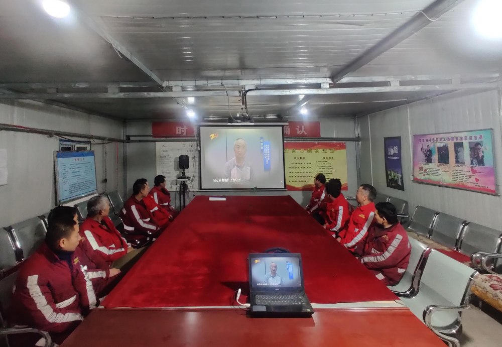 陜煤建設(shè)機(jī)電安裝公司涼水井項目部：筑牢安全防線 護(hù)航項目平穩(wěn)運行